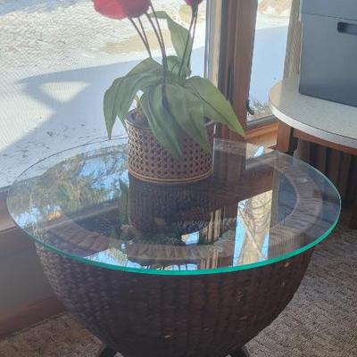 Sale Photo Thumbnail #133: Circular Accent Table 