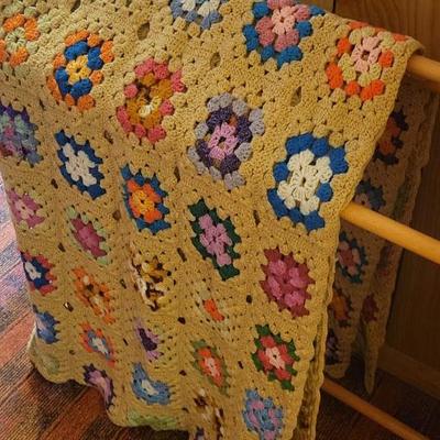 Sale Photo Thumbnail #177: Vintage Blanket 