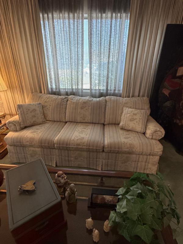 Sale Photo Thumbnail #5