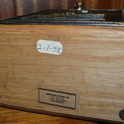 Sale Photo Thumbnail #173