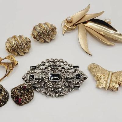 Delicate Details Lot - Silver Tone and Gold Tone Pins and Earrings Floral Butterflies