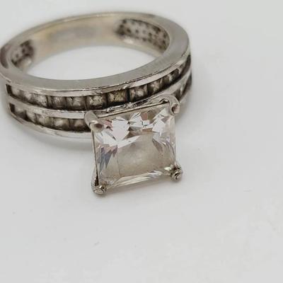 Striking 925 Sterling Engagement Style Ring Sz 6