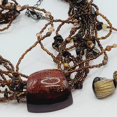 Gem Chip, Glass, and Lucite Naturally Styled Necklace and Earrings 