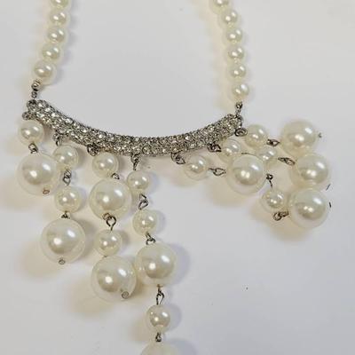 Rhinestone and Faux Pearl Glam Necklace 
