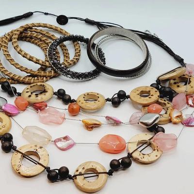 Peachy Beachy Jewelry Lot of Necklaces and Bracelets 