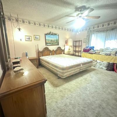 Sale Photo Thumbnail #42