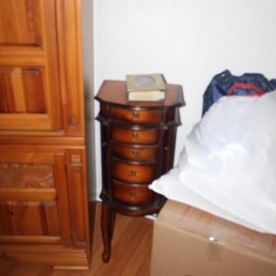 Sale Photo Thumbnail #37