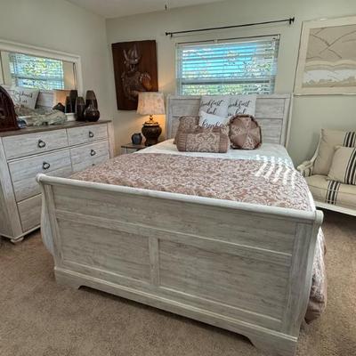 Sale Photo Thumbnail #73