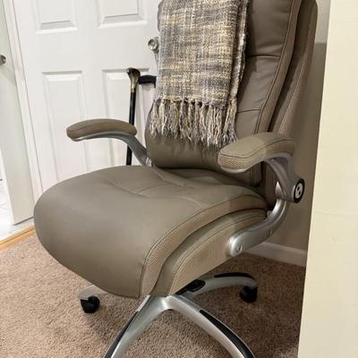 Sale Photo Thumbnail #53