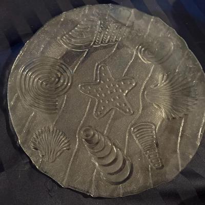 Vintage Pressed Glass Seashell & Starfish Plate – Coastal Nautical Décor, Approx. 12”