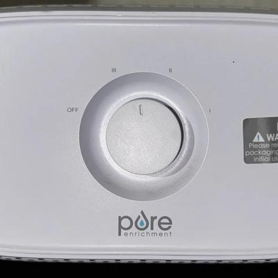 Pure Enrichment PureZone Breeze Tabletop Air Purifier – Model PECOMPAP – White