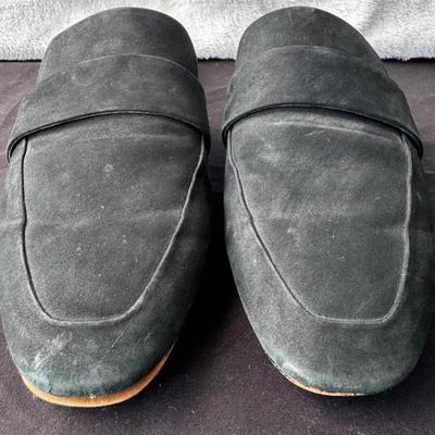 Women’s Suede Mule Loafers – Dark Green – Slip-On Flats – Size 8.5