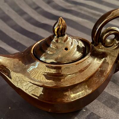 Vintage Brown Glazed Ceramic Teapot – Swirl Handle & Lid – Stoneware 