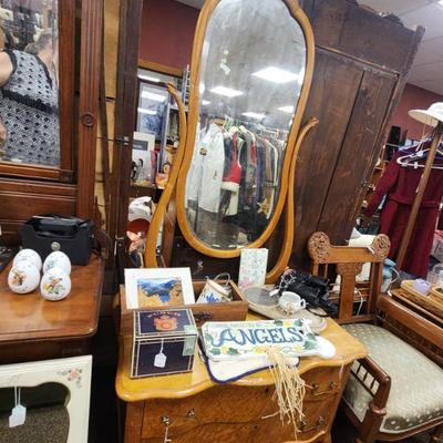 Sale Photo Thumbnail #104