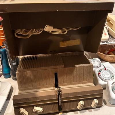 Sale Photo Thumbnail #581