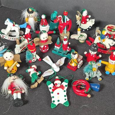Sale Photo Thumbnail #181: Misc. 2 Dozen Vintage Wooden Christmas Ornaments