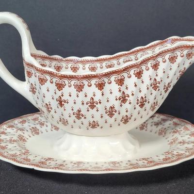 Sale Photo Thumbnail #74: Vintage Copeland Spode Ironstone Fleur-de-lis Gravy Server