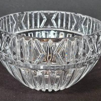 Sale Photo Thumbnail #30: Tiffany & Co. Atlas Lead Crystal Bowl 