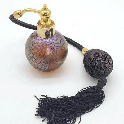 Sale Photo Thumbnail #70: Vintage Giddings 1986 Sample Art Glass Perfume Atomizer