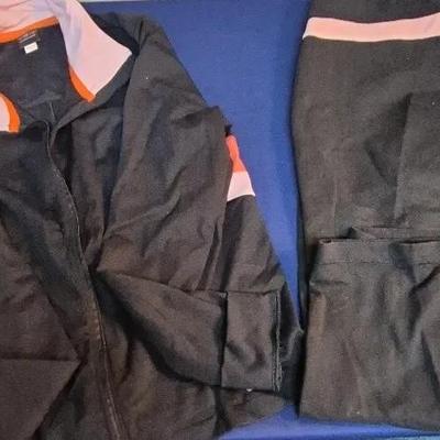 VSX Warmup Jacket And Pants, Size Medium