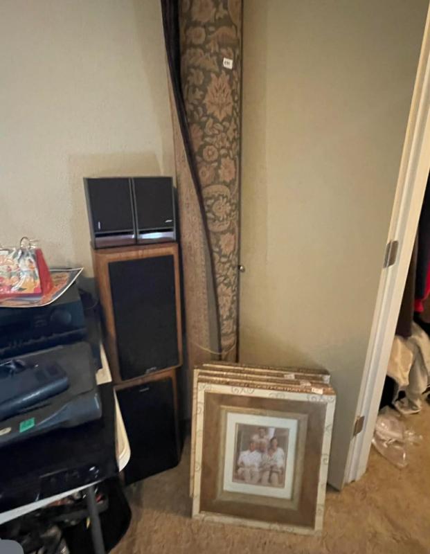 Sale Photo Thumbnail #2