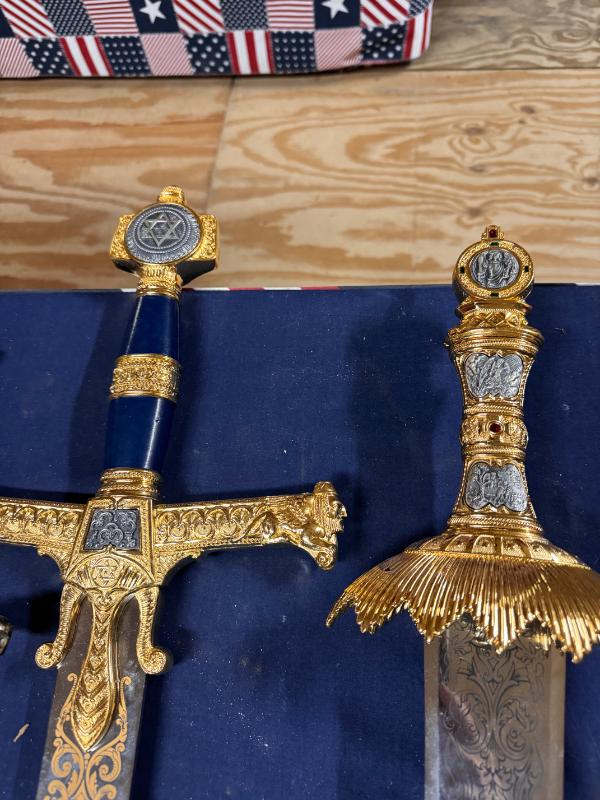 Sale Photo Thumbnail #2