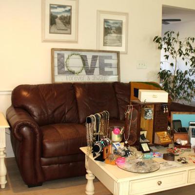 Sale Photo Thumbnail #80