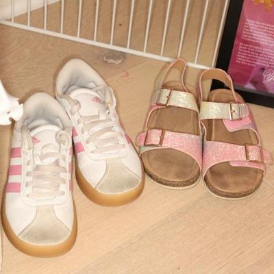 Sale Photo Thumbnail #125