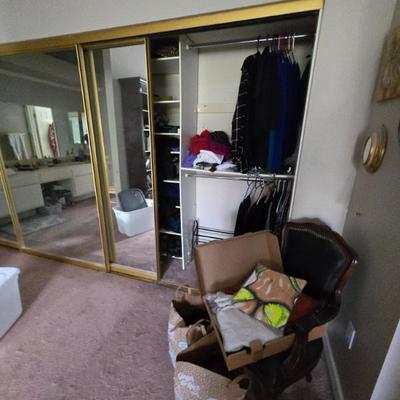 Sale Photo Thumbnail #23