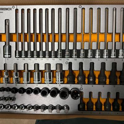 Sale Photo Thumbnail #107