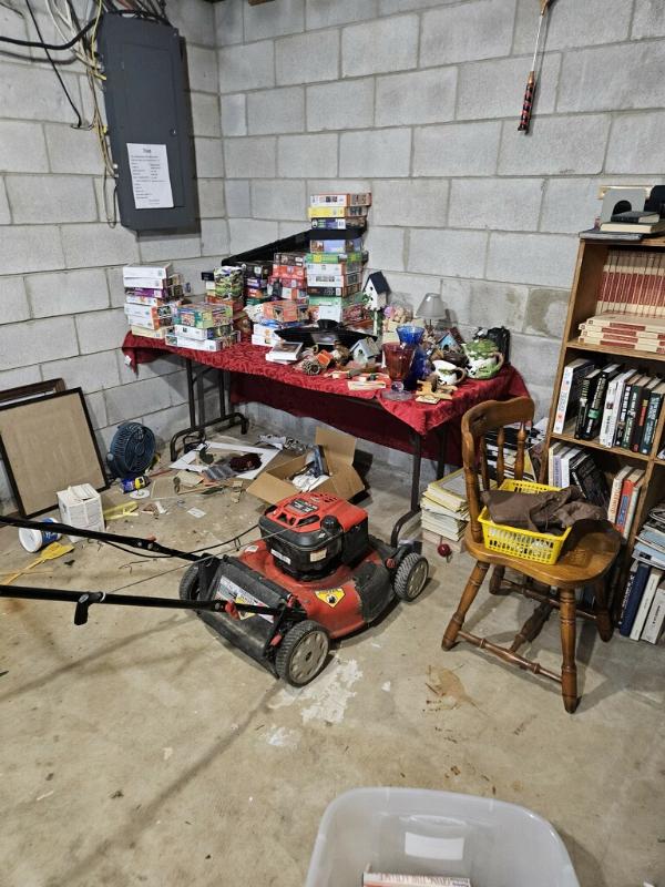 Sale Photo Thumbnail #8