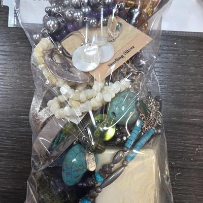 Sale Photo Thumbnail #254