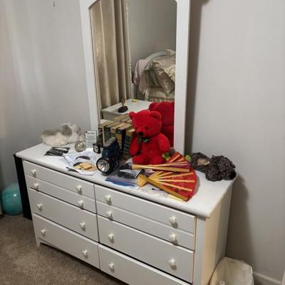 Sale Photo Thumbnail #96