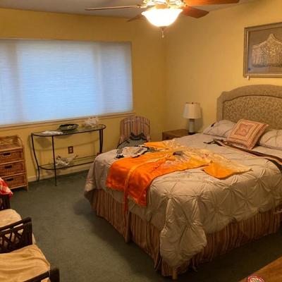 Sale Photo Thumbnail #115