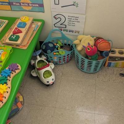 Sale Photo Thumbnail #175