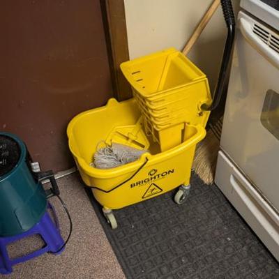 Sale Photo Thumbnail #28