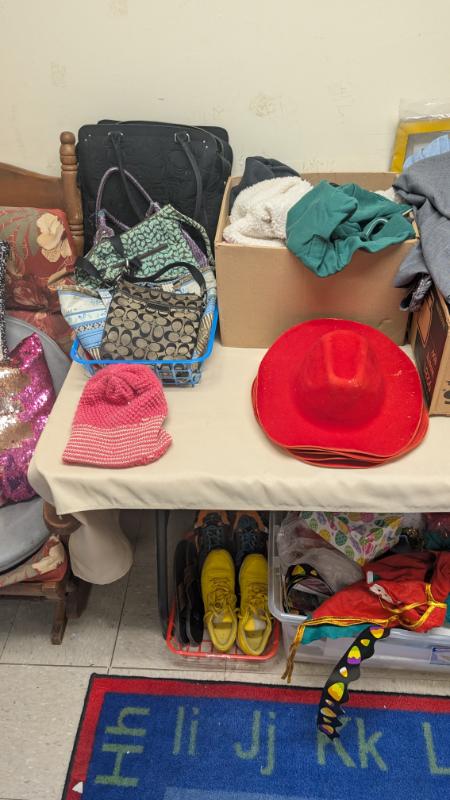 Sale Photo Thumbnail #220