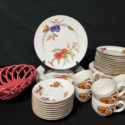 Royal Worcester “Evesham” Fine Porcelain Dinnerware Set w/ Ceramic Bread Basket