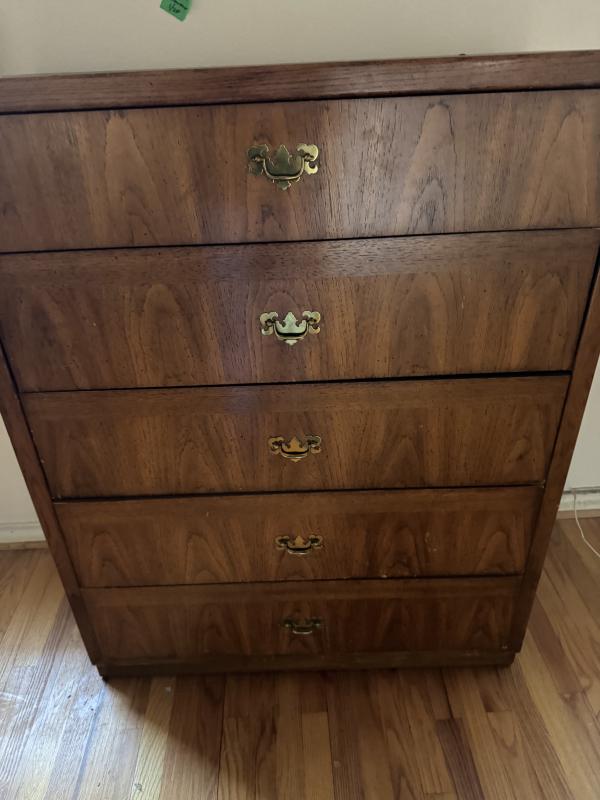 Sale Photo Thumbnail #3