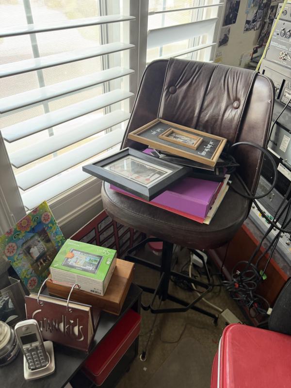 Sale Photo Thumbnail #16