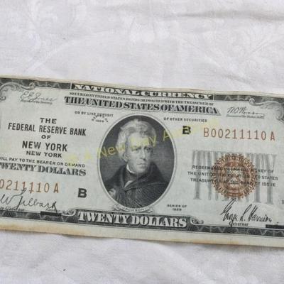 Sale Photo Thumbnail #417