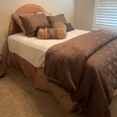 Sale Photo Thumbnail #37