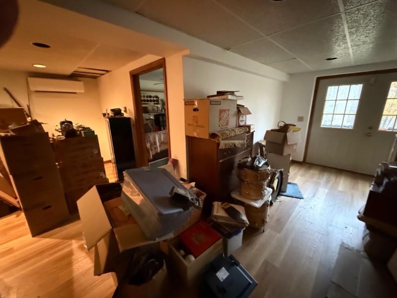 Sale Photo Thumbnail #19