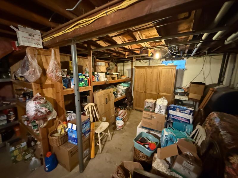 Sale Photo Thumbnail #15