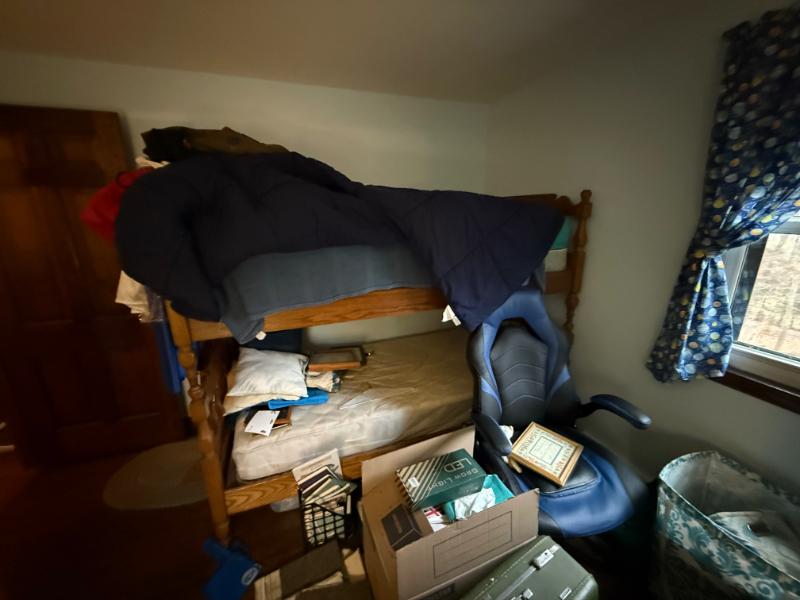 Sale Photo Thumbnail #12