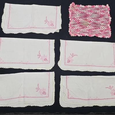 Vintage Kitchen Aprons(3) & Embroided Linen Placemats, Pink Crocheted Doilie