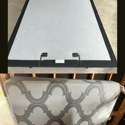 Queen Lift Bed With Mattress 