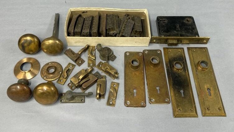 Sale Photo Thumbnail #823