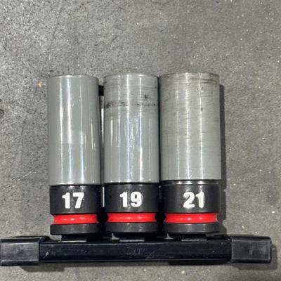 Sale Photo Thumbnail #148