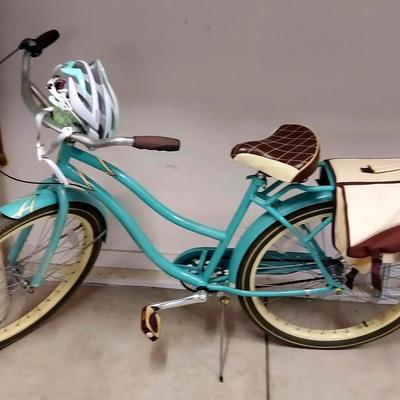 HUFFY BEACH CRUISER BICYCLE 